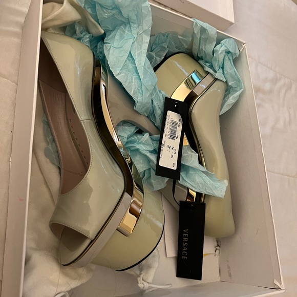 Versace Color Block Open Toe Patent Wedge Platform Women’s Heels - Picture 3 of 12
